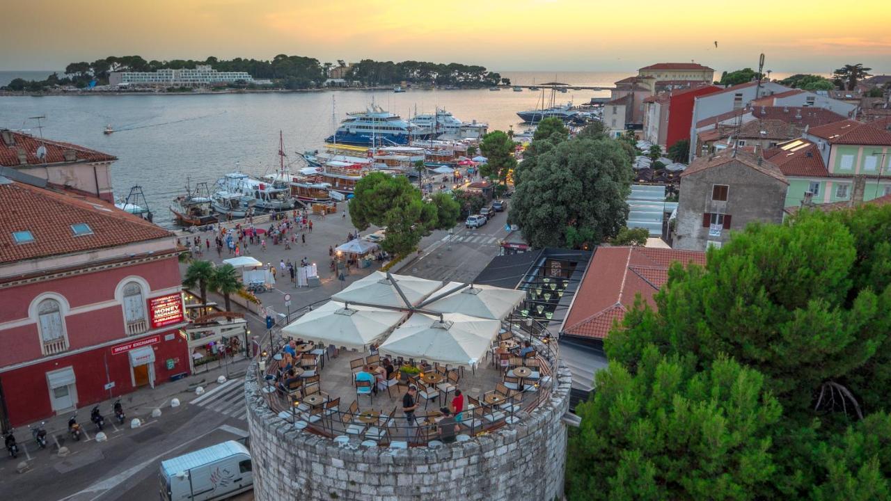 Alice Rooms Porec Bagian luar foto