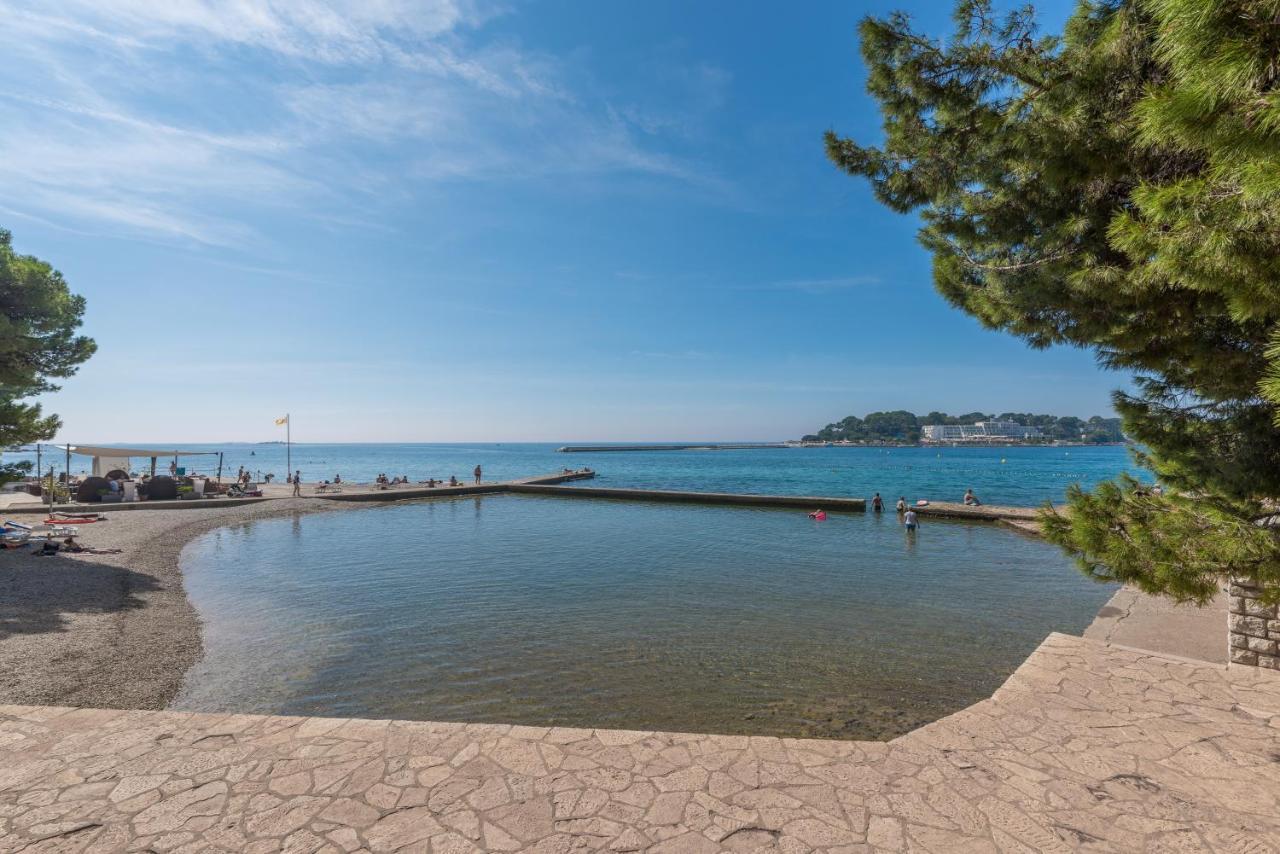 Alice Rooms Porec Bagian luar foto